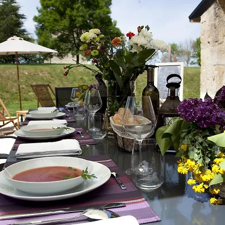 לינה וארוחת בוקר De Charme Les Bruhasses