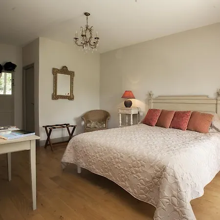 Bed & Breakfast De Charme Les Bruhasses