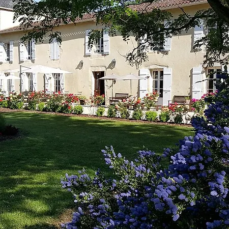 Bed & Breakfast De Charme Les Bruhasses Condom