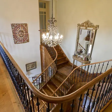 De Charme Les Bruhasses Bed & Breakfast