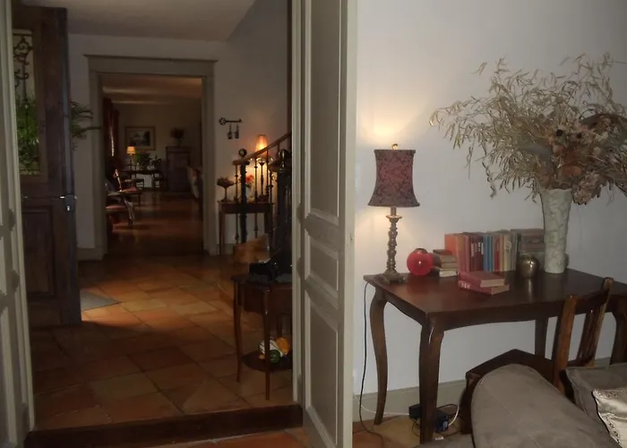 De Charme Les Bruhasses فندق مبيت وإفطار 3*